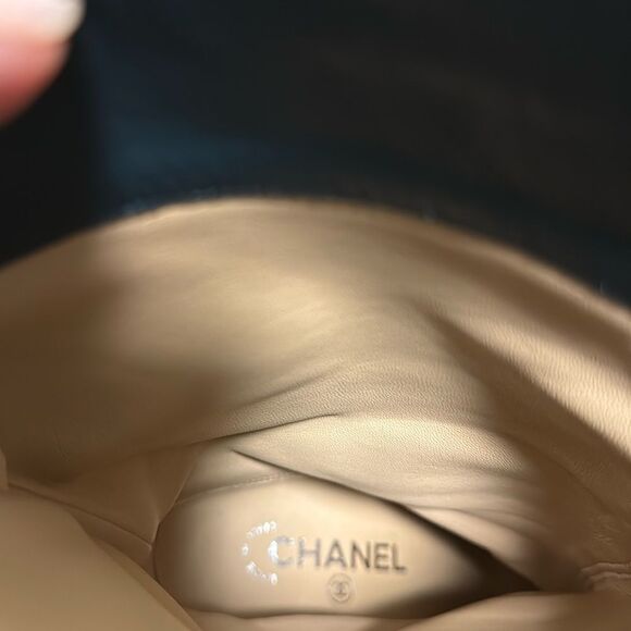 Chanel 2017 Gabrielle Coco Satin Suede Mid Calf Boots.  Size 38. Green/Black. - Picture 10 of 13